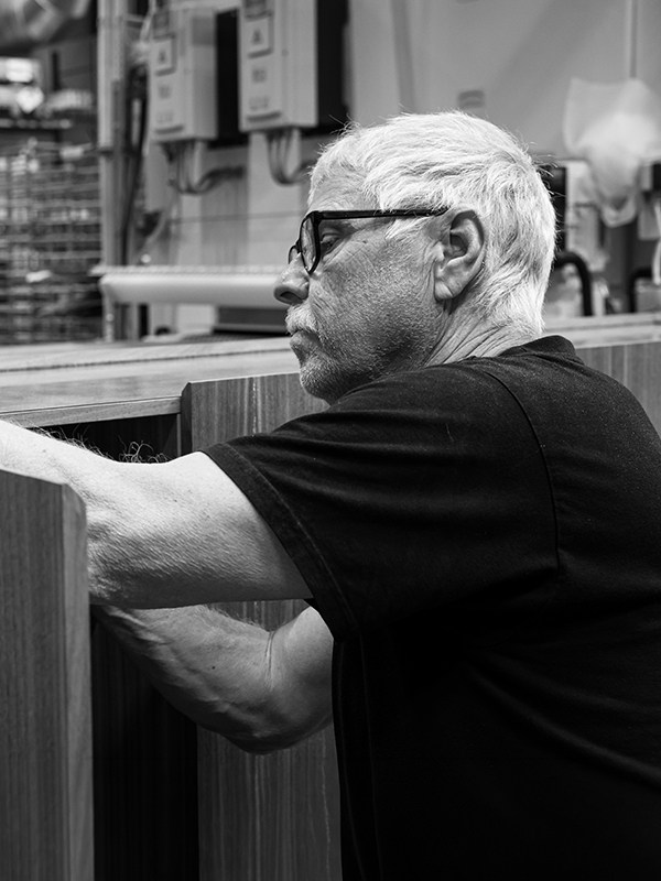 Ragnars craftsmanship detail